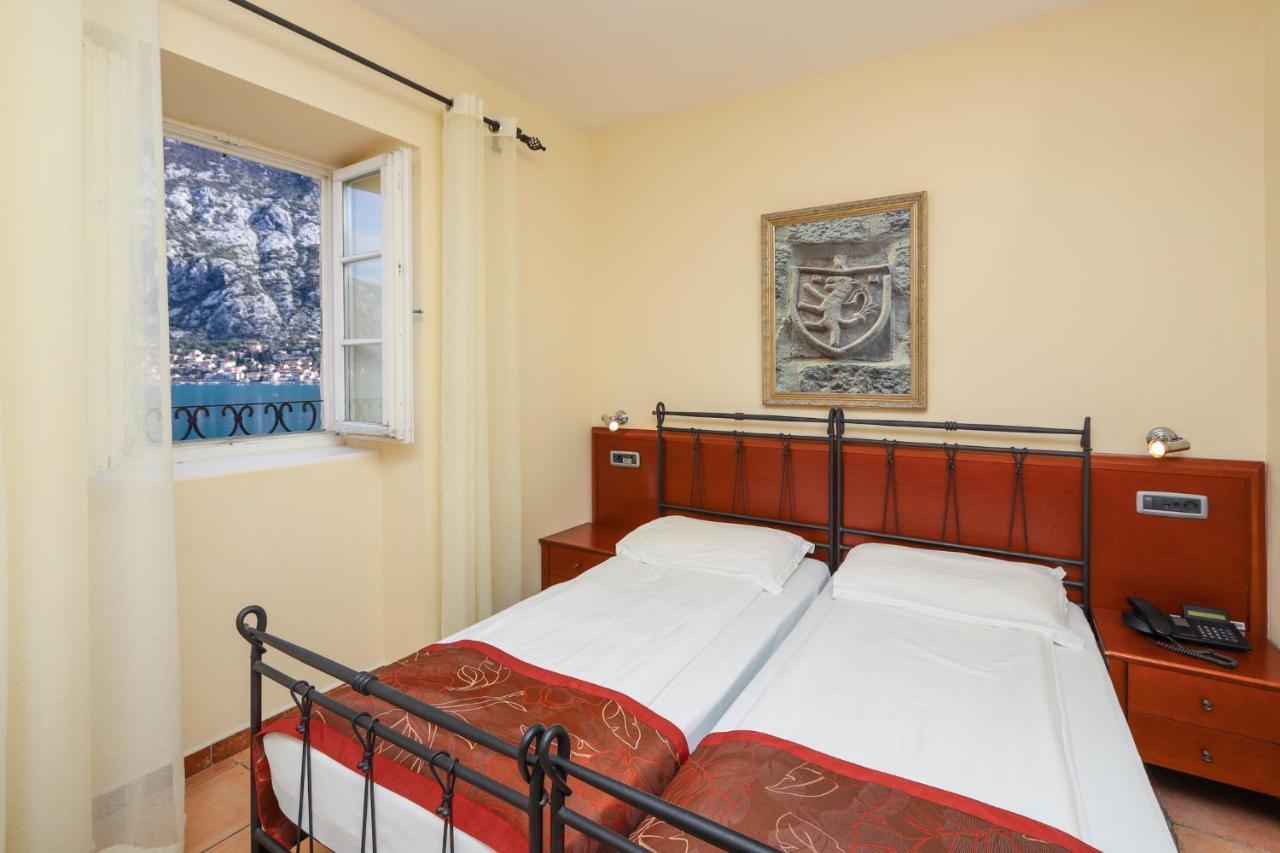 Hotel Splendido Kotor Exterior photo