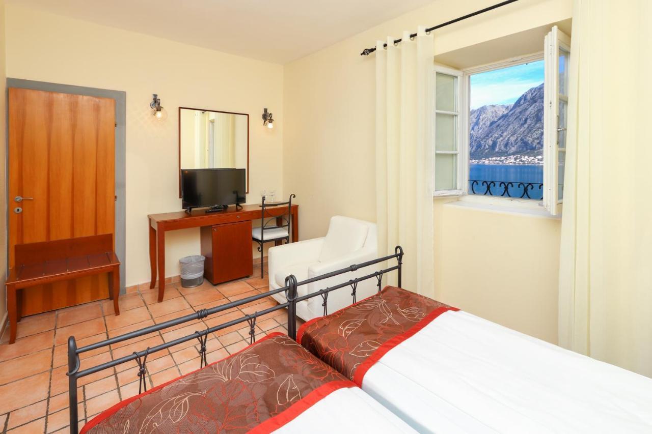 Hotel Splendido Kotor Exterior photo